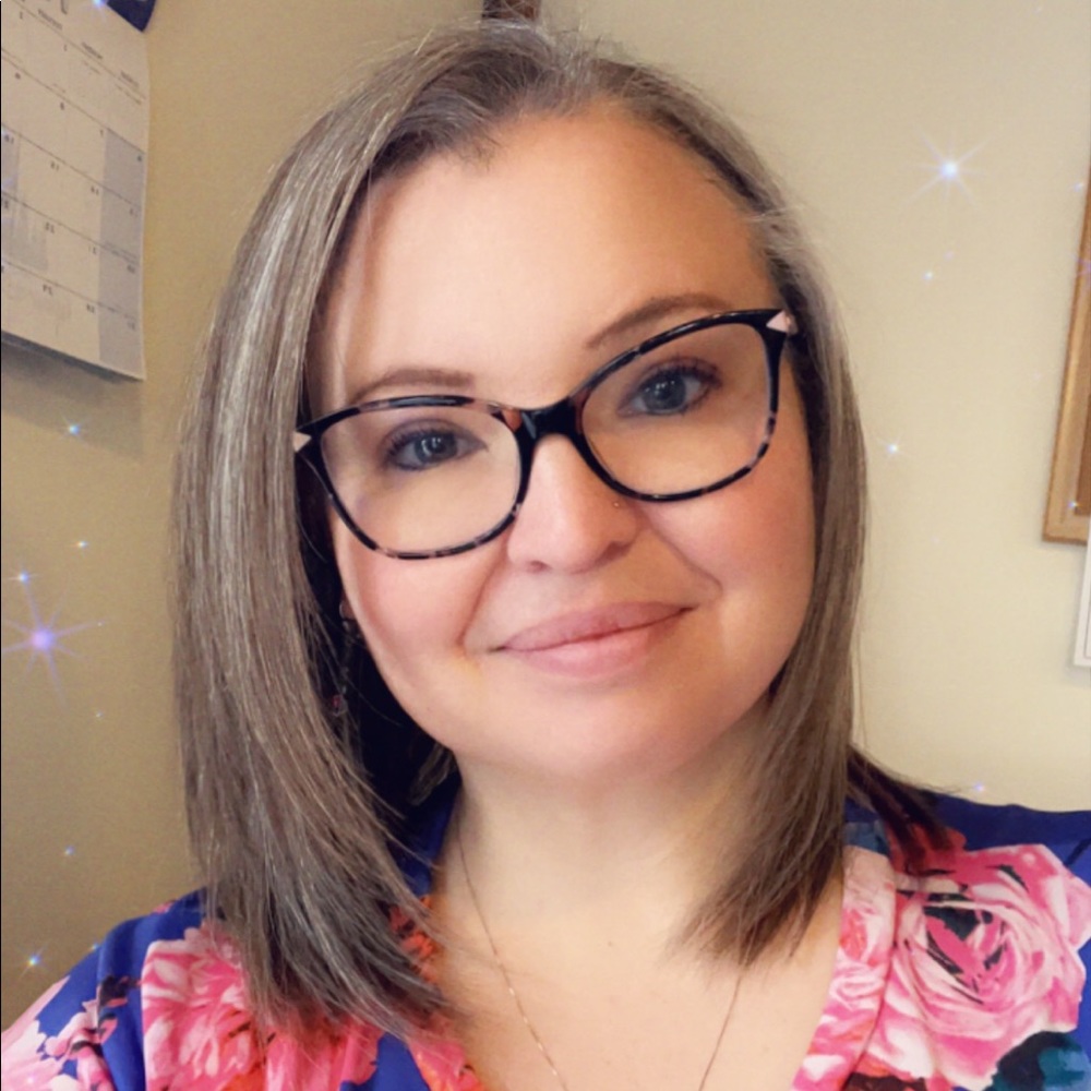 Meet your Posher, Stacy